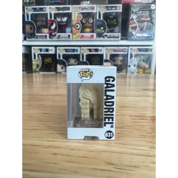 BITTY Galadriel Lord of the Rings Funko Pop #631 LOTR Fantasy Blachett Cate Film - Picture 4 of 6